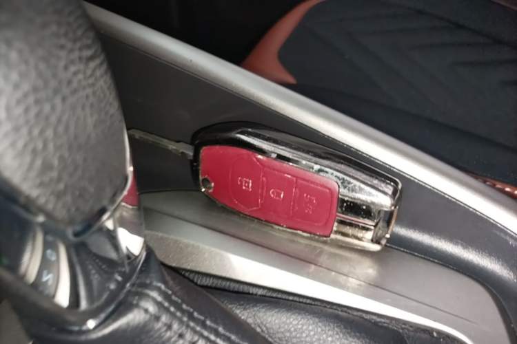 Used Ford Escort 2015 1.5L Automatic Comfort Edition Vehicle Key
