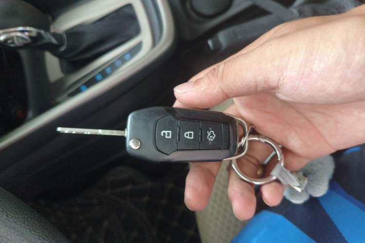 Used Ford Escort 2015 1.5L Automatic Comfort Edition Vehicle Key