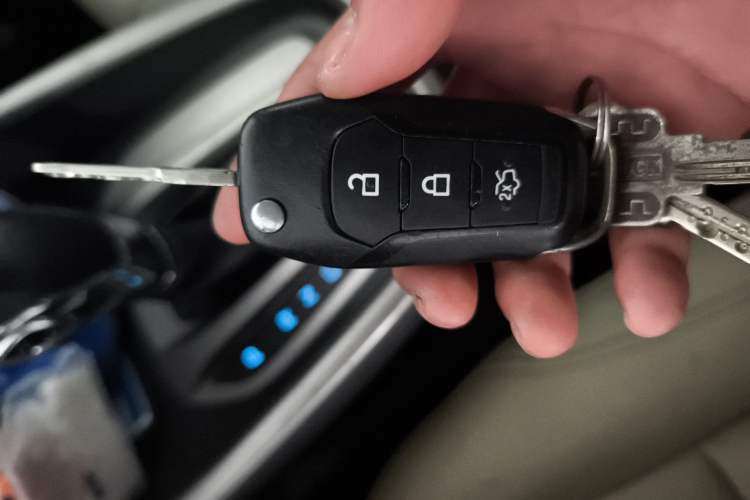 Used Ford Escort 2015 1.5L Automatic Comfort Edition Vehicle Key