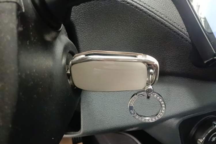 Used Ford Escort 2015 1.5L Automatic Fashion Model Vehicle Key