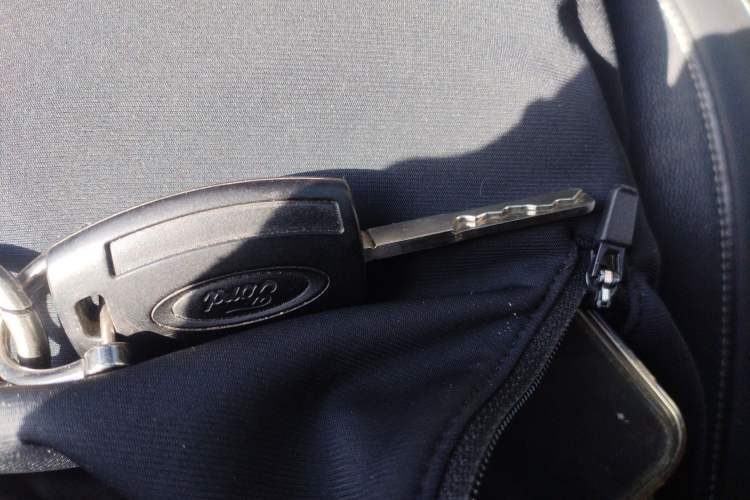 Used Ford Escort 2015 1.5L Automatic Fashion Model Vehicle Key