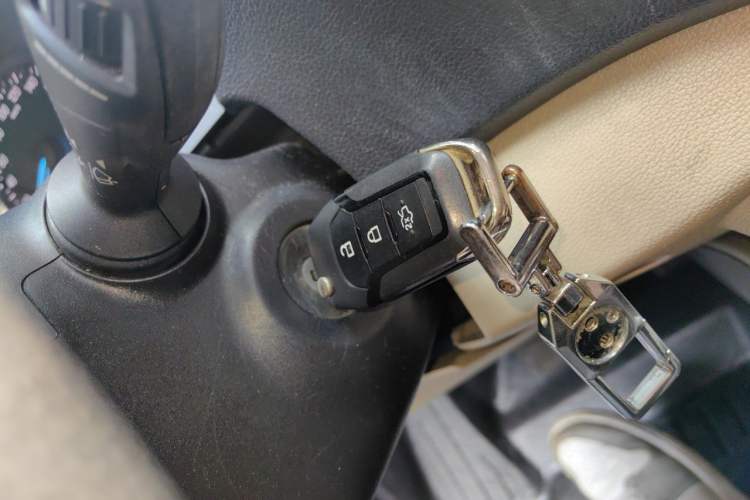 Used Ford Escort 2015 1.5L Automatic Comfort Edition Vehicle Key
