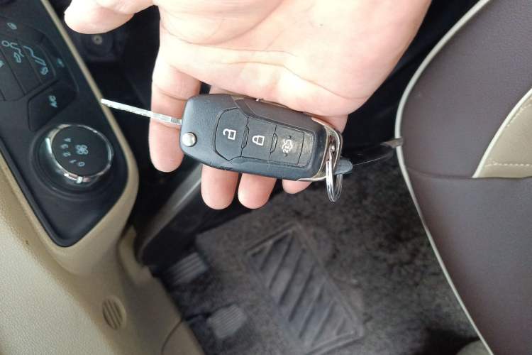 Used Ford Escort 2015 1.5L Manual Comfort Model Vehicle Key