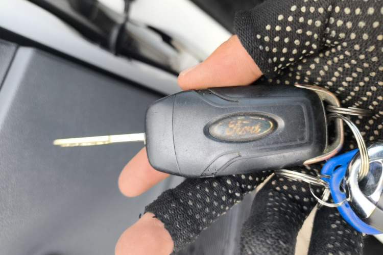 Used Ford Escort 2015 1.5L Automatic Fashion Model Vehicle Key