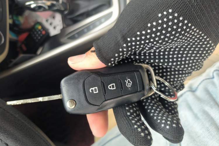 Used Ford Escort 2015 1.5L Automatic Comfort Edition Vehicle Key