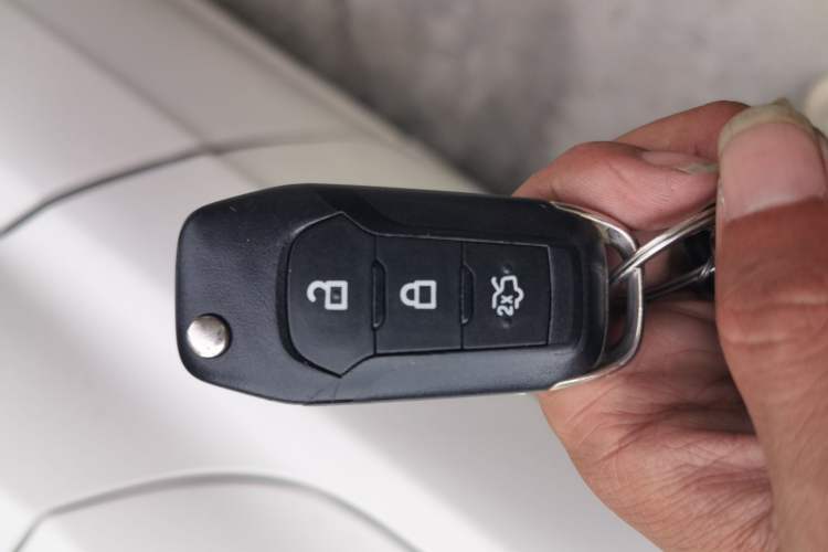 Used Ford Escort 2015 1.5L Automatic Comfort Edition Vehicle Key