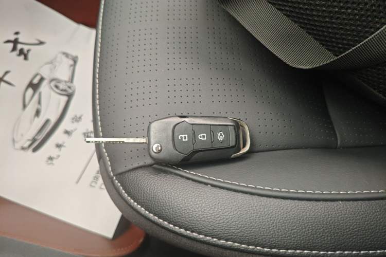 Used Ford Escort 2015 1.5L Automatic Fashion Model Vehicle Key