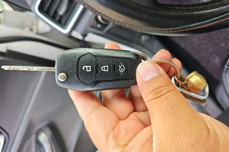 Used Ford Escort 2015 1.5L Automatic Fashion Model Vehicle Key