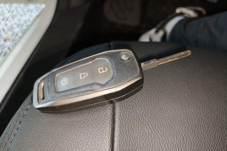 Used Ford Escort 2015 1.5L Manual Comfort Model Vehicle Key