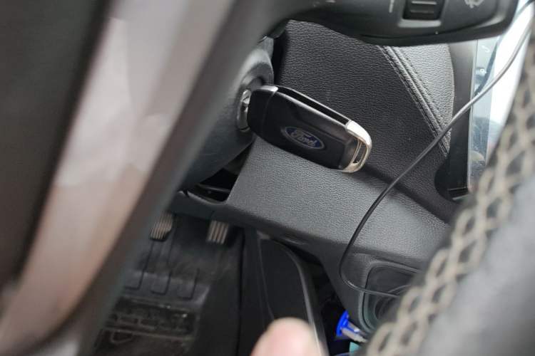 Used Ford Escort 2015 1.5L Manual Fashion Edition Vehicle Key
