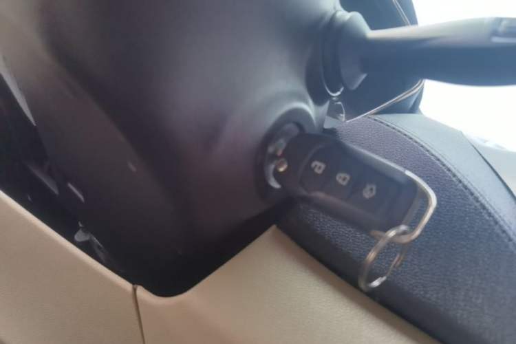 Used Ford Escort 2015 1.5L Automatic Fashion Model Vehicle Key