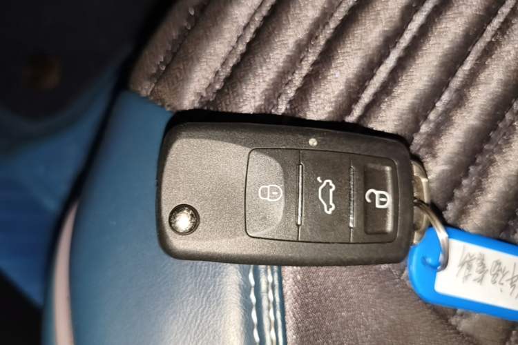 Used Ford Escort 2015 1.5L Automatic Comfort Edition Vehicle Key