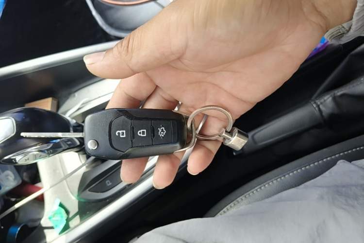 Used Ford Escort 2015 1.5L Automatic Comfort Edition Vehicle Key
