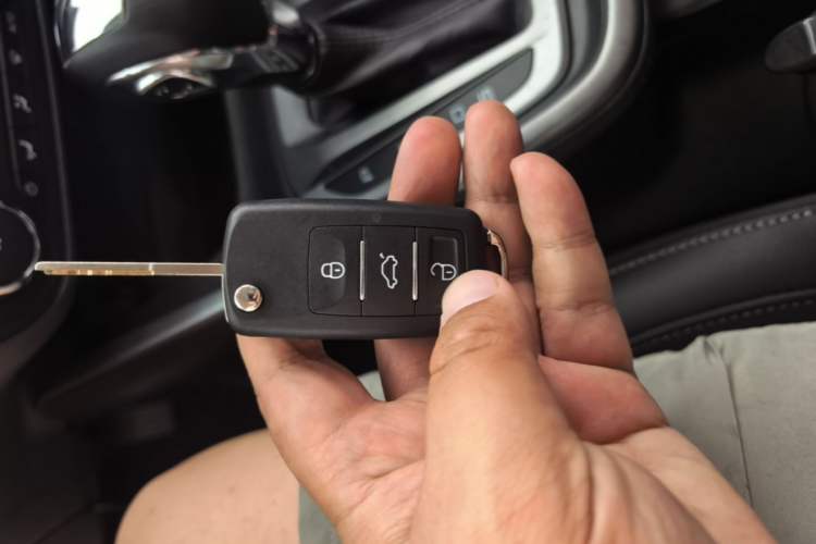 Used Ford Escort 2015 1.5L Automatic Fashion Model Vehicle Key
