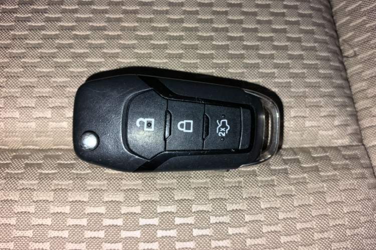 Used Ford Escort 2015 1.5L Automatic Comfort Edition Vehicle Key