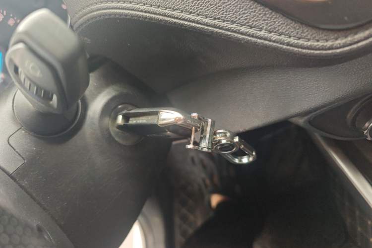 Used Ford Escort 2015 1.5L Automatic Fashion Model Vehicle Key