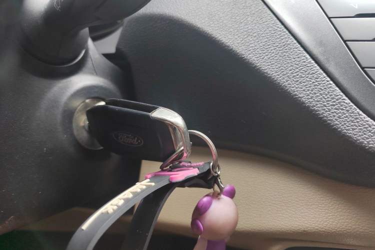 Used Ford Escort 2015 1.5L Automatic Comfort Edition Vehicle Key