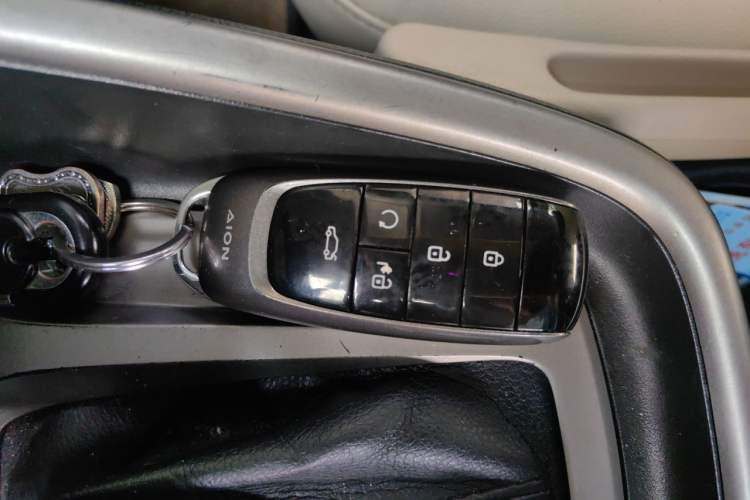 Used Ford Escort 2015 1.5L Automatic Comfort Edition Vehicle Key