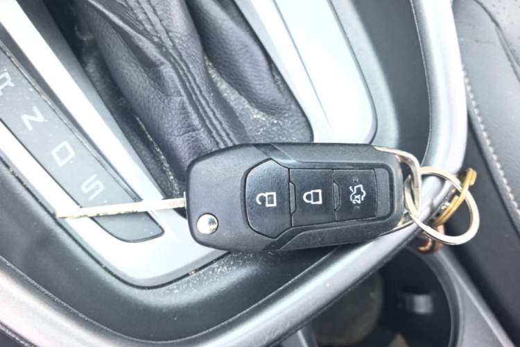 Used Ford Escort 2015 1.5L Automatic Fashion Model Vehicle Key