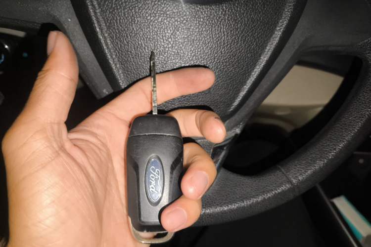 Used Ford Escort 2015 1.5L Automatic Comfort Edition Vehicle Key