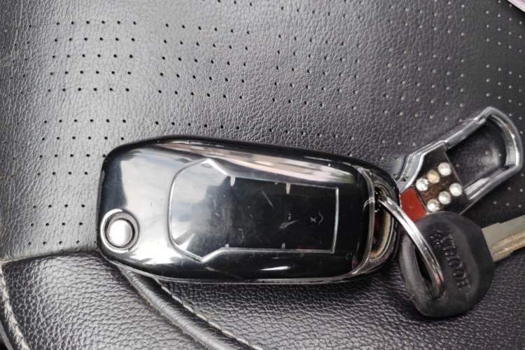 Used Ford Escort 2015 1.5L Automatic Fashion Model Vehicle Key