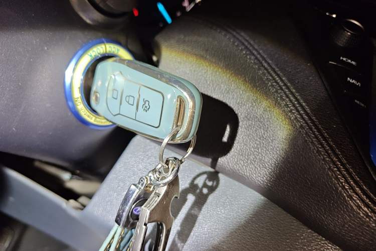 Used Ford Escort 2015 1.5L Automatic Fashion Model Vehicle Key