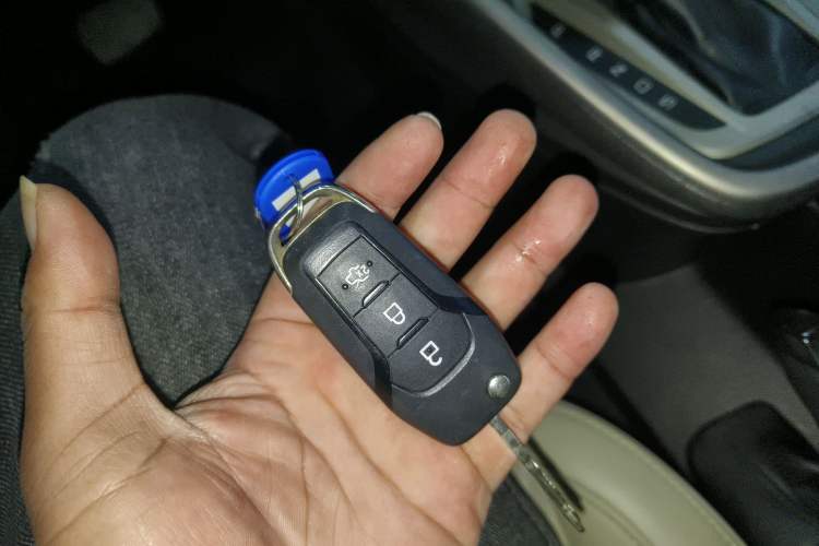 Used Ford Escort 2015 1.5L Automatic Fashion Model Vehicle Key