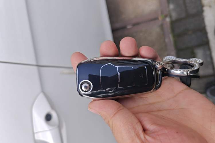 Used Ford Escort 2015 1.5L Automatic Comfort Edition Vehicle Key