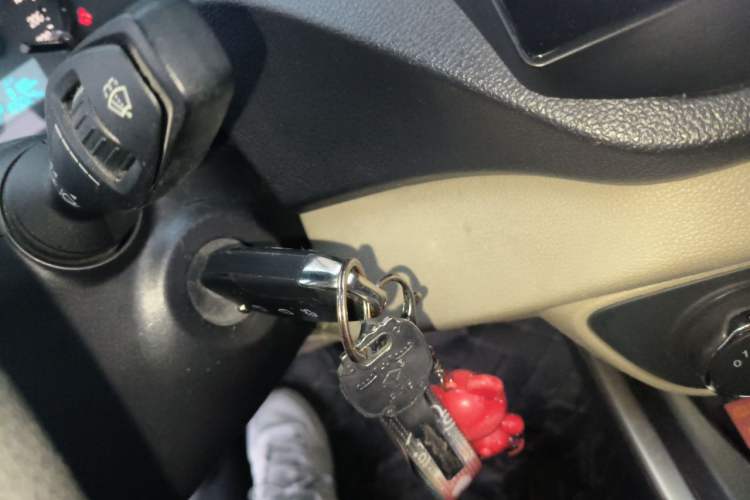 Used Ford Escort 2015 1.5L Automatic Comfort Edition Vehicle Key