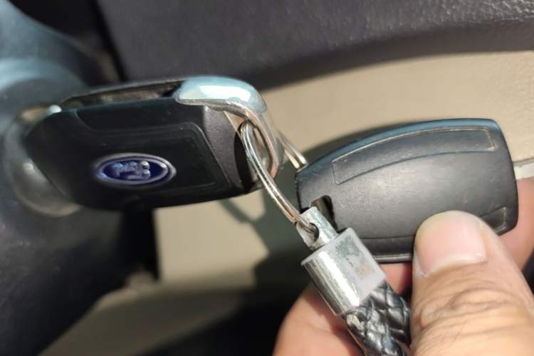 Used Ford Escort 2015 1.5L Automatic Comfort Edition Vehicle Key