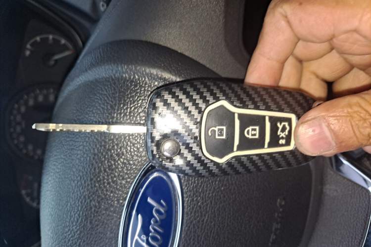 Used Ford Escort 2015 1.5L Automatic Comfort Edition Vehicle Key