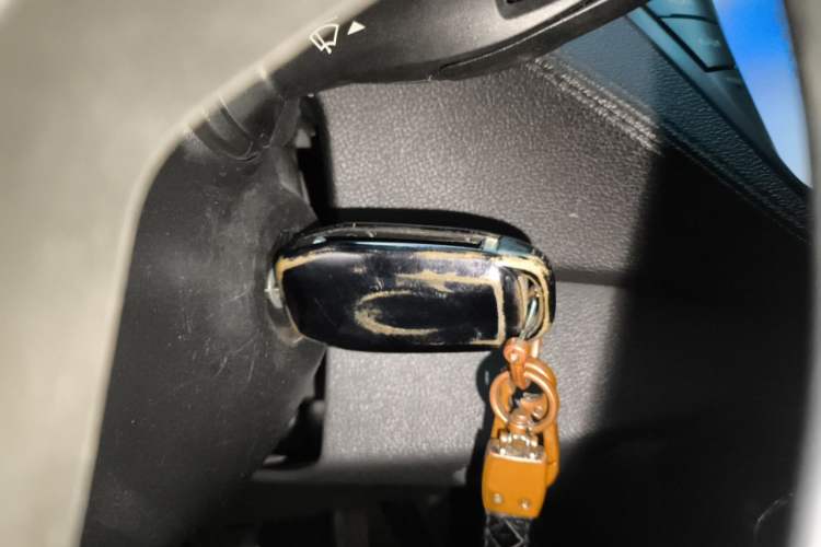 Used Ford Escort 2015 1.5L Automatic Fashion Model Vehicle Key