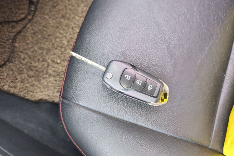 Used Ford Escort 2015 1.5L Automatic Comfort Edition Vehicle Key
