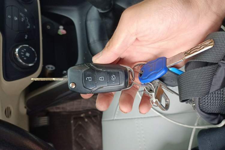 Used Ford Escort 2015 1.5L Manual Comfort Model Vehicle Key