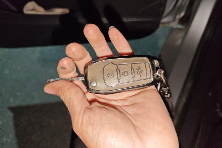 Used Ford Escort 2015 1.5L Automatic Fashion Model Vehicle Key