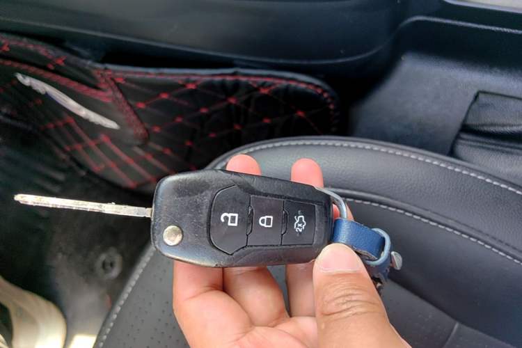 Used Ford Escort 2015 1.5L Automatic Fashion Model Vehicle Key