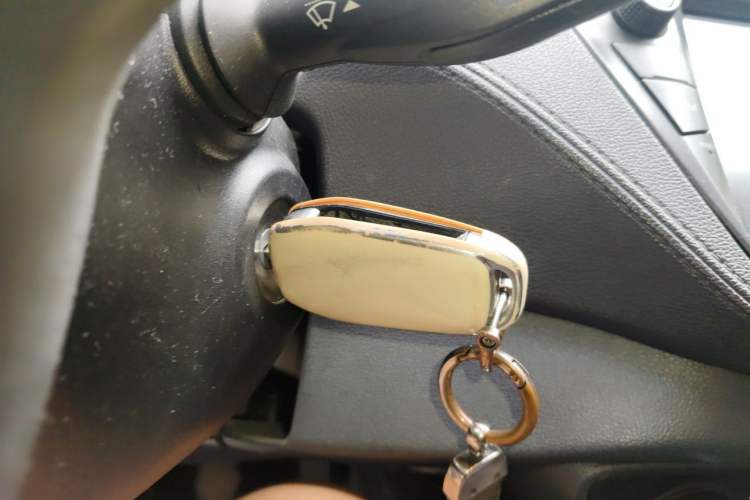Used Ford Escort 2015 1.5L Manual Fashion Edition Vehicle Key