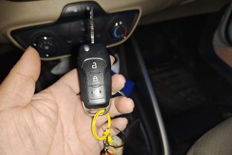 Used Ford Escort 2015 1.5L Manual Comfort Model Vehicle Key