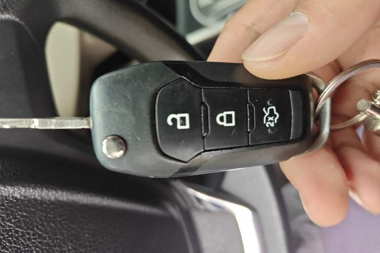 Used Ford Escort 2015 1.5L Automatic Comfort Edition Vehicle Key