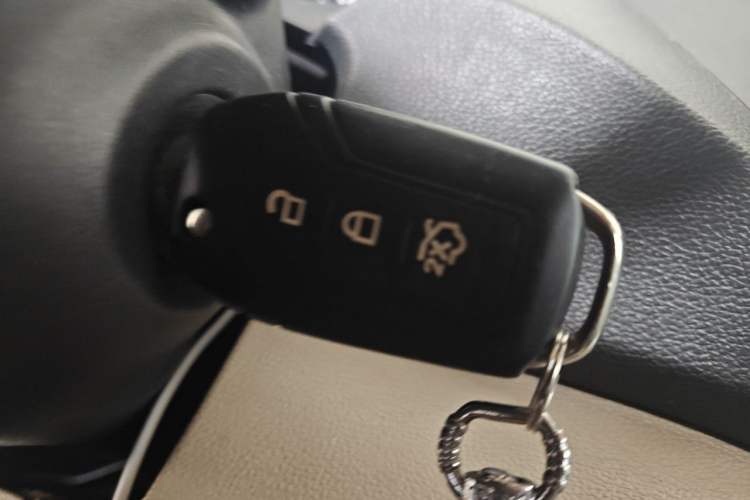 Used Ford Escort 2015 1.5L Automatic Comfort Edition Vehicle Key