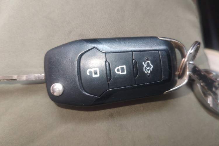Used Ford Escort 2015 1.5L Manual Comfort Model Vehicle Key