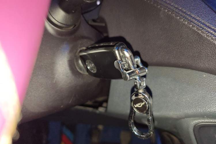 Used Ford Escort 2015 1.5L Manual Fashion Edition Vehicle Key