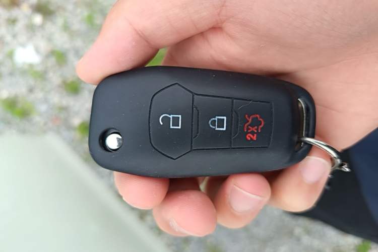 Used Ford Escort 2015 1.5L Automatic Fashion Model Vehicle Key