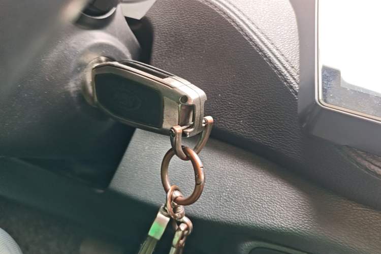 Used Ford Escort 2015 1.5L Automatic Fashion Model Vehicle Key