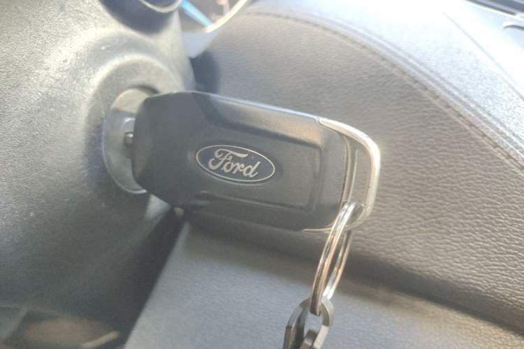Used Ford Escort 2015 1.5L Manual Fashion Edition Vehicle Key