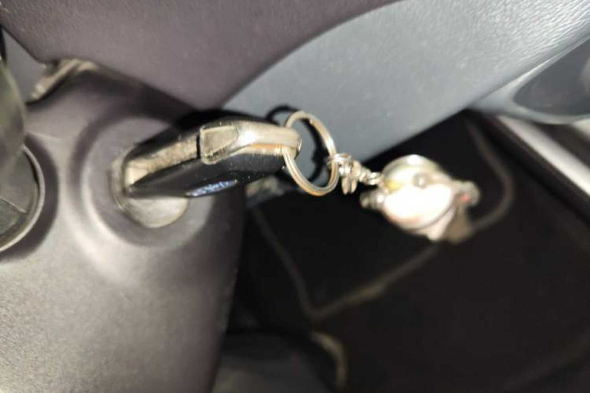 Used Ford Escort 2015 1.5L Automatic Fashion Model Vehicle Key