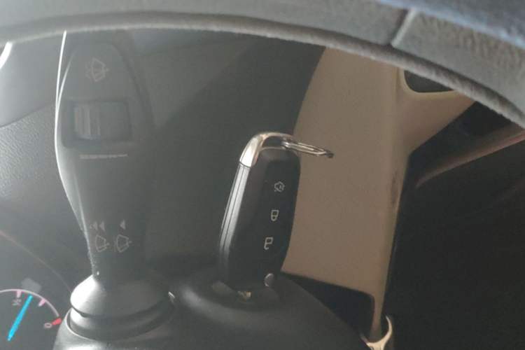 Used Ford Escort 2015 1.5L Automatic Comfort Edition Vehicle Key