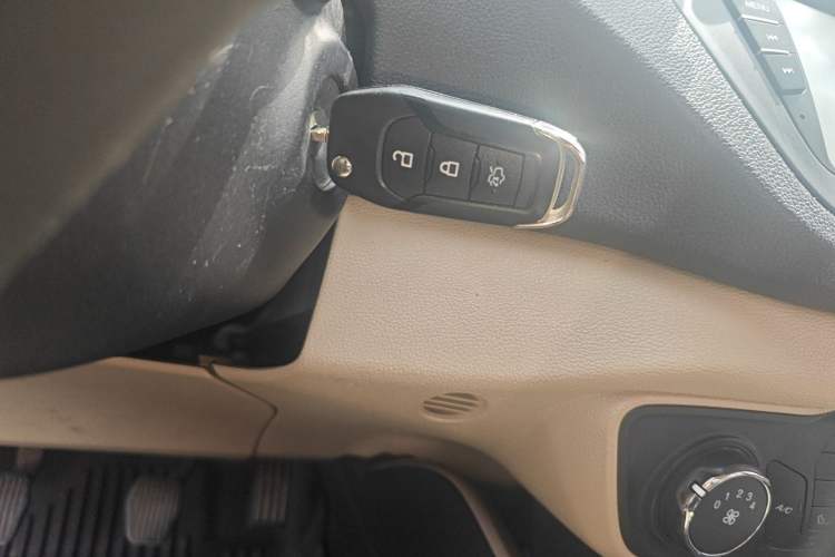 Used Ford Escort 2015 1.5L Manual Comfort Model Vehicle Key
