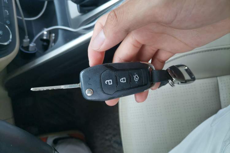 Used Ford Escort 2015 1.5L Automatic Fashion Model Vehicle Key
