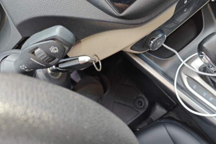 Used Ford Escort 2015 1.5L Automatic Comfort Edition Vehicle Key
